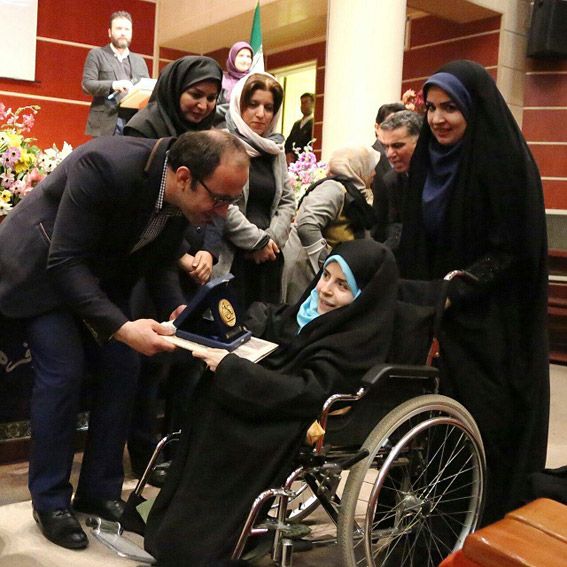 فرزانه حبوطی