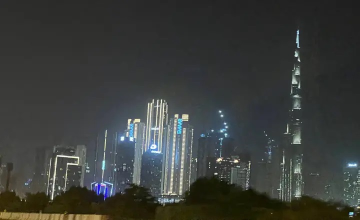 دبی